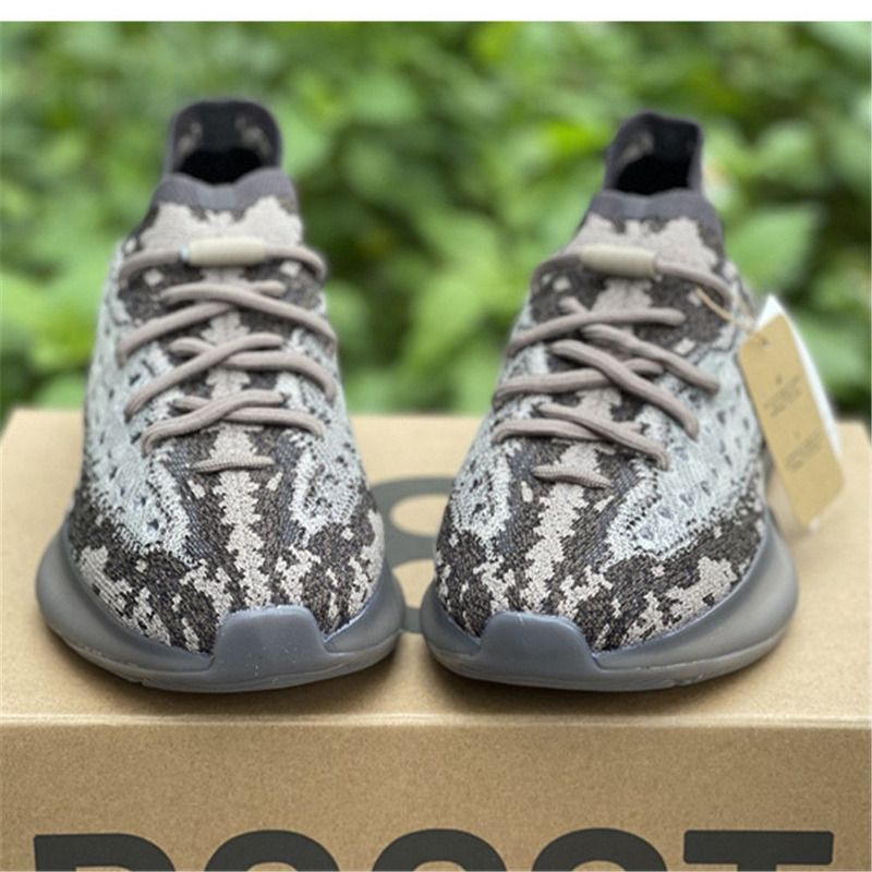 Ad*s yeezy boost 380