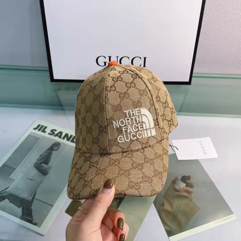 G*u*i gg  baseball cap