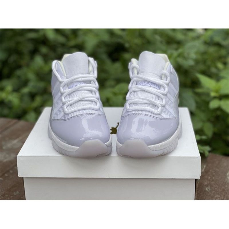 Air Jordan 11 Low