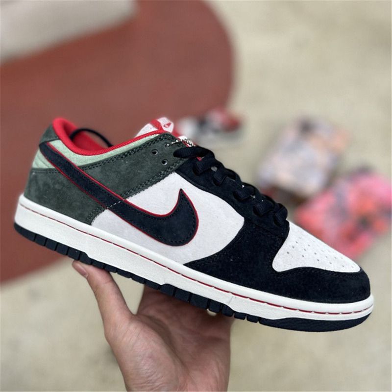 Nike Dunk Low Sneaker