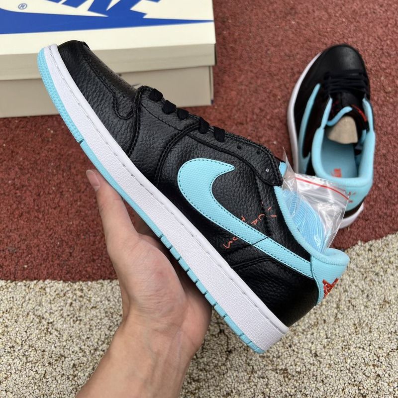 Jordan Travis Scott X Nike Air Jordan 1 Low Top Sneaker