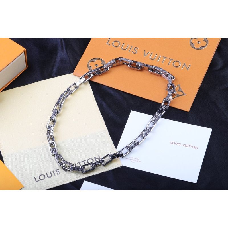 LV Chain Bracelet Engraved Monogram Silver