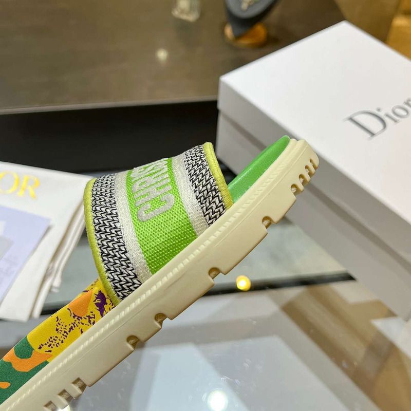 D*or 2020 spring embroidered slides in green