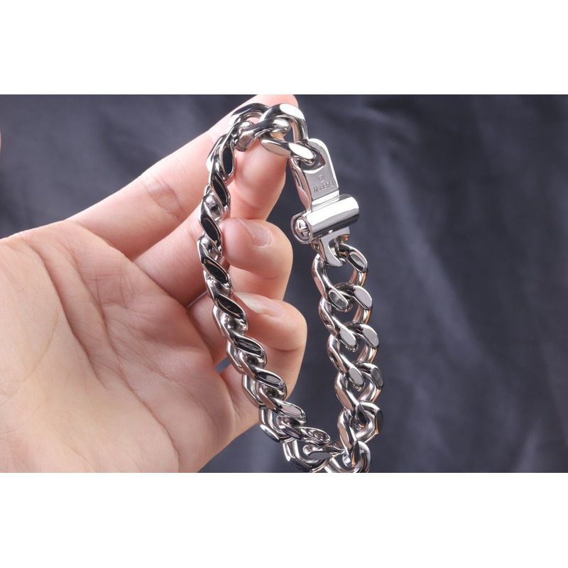 LV Chain Links Bracelet