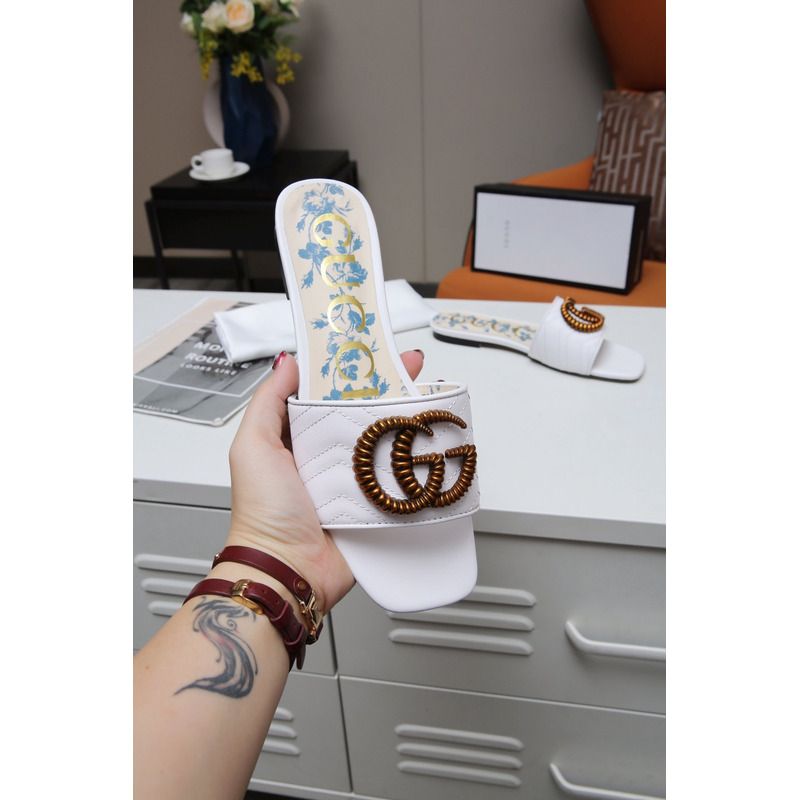 G*u*i womens slide with double g white