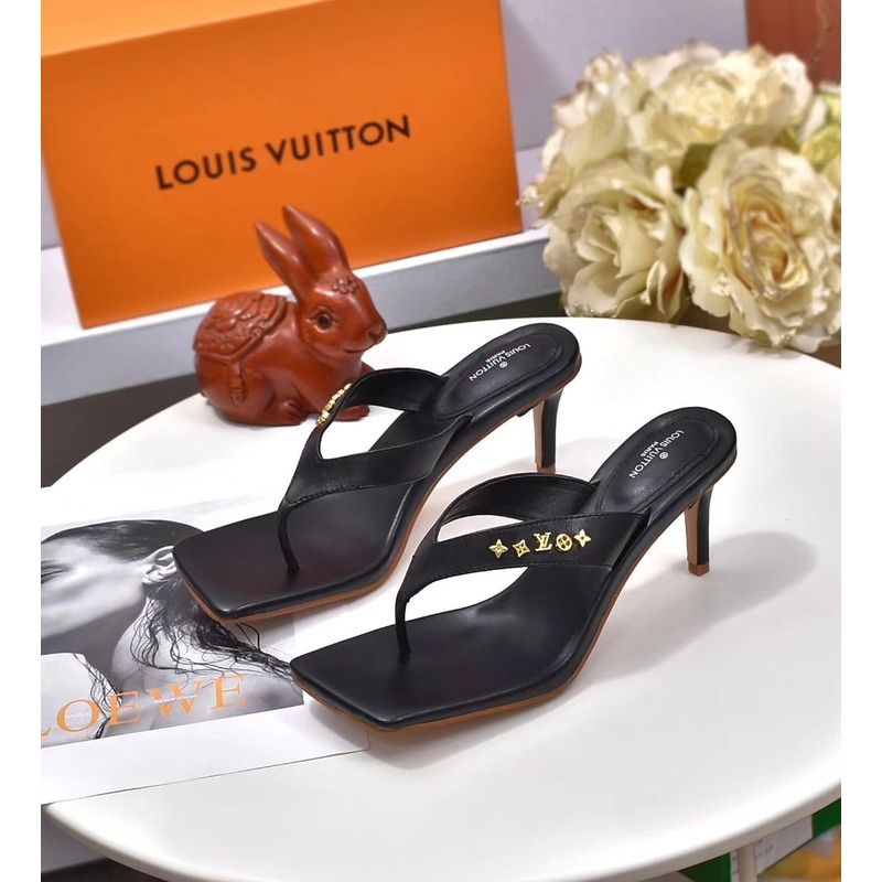 LV SANDALS