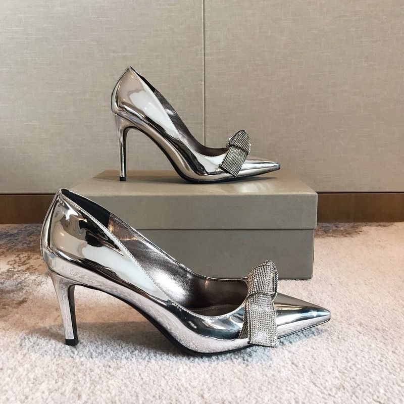 TOM FORD BOW MIRROR LEATHER POINTY PUMP IN SILVER