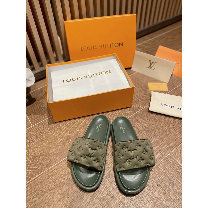 LV POOL PILLOW GREEN SLIDES