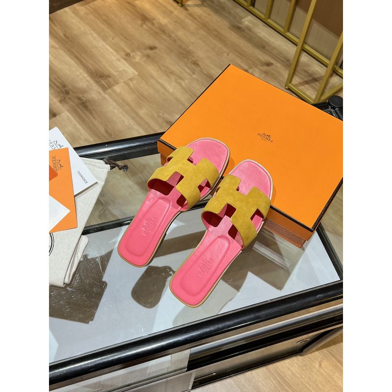 H**mes oran sandals in pink