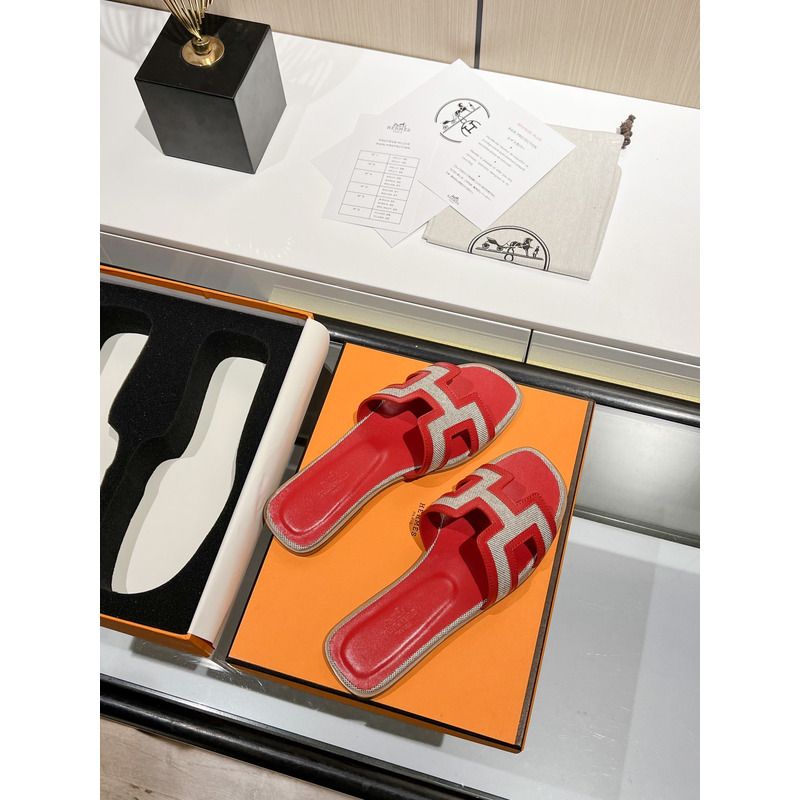 H**mes oran sandals in red