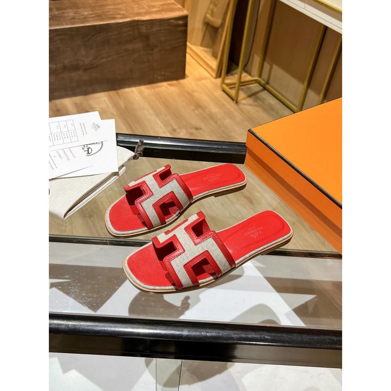 H**mes oran sandals in orange