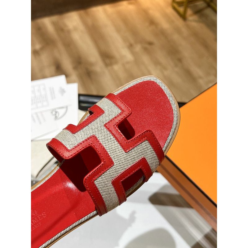 H**mes oran sandals in orange