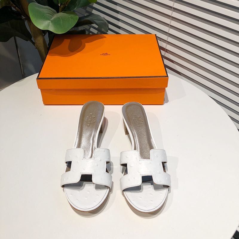 H**mes oasis sandals in white