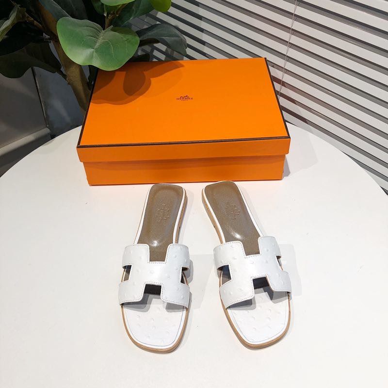 H**mes oasis sandals in white