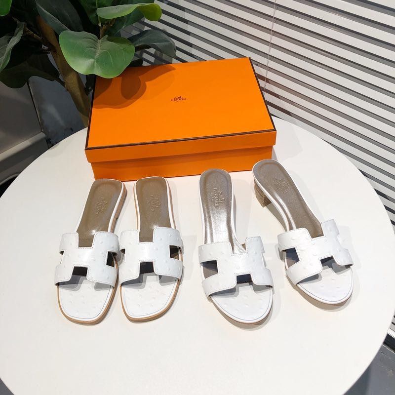 H**mes oasis sandals in white