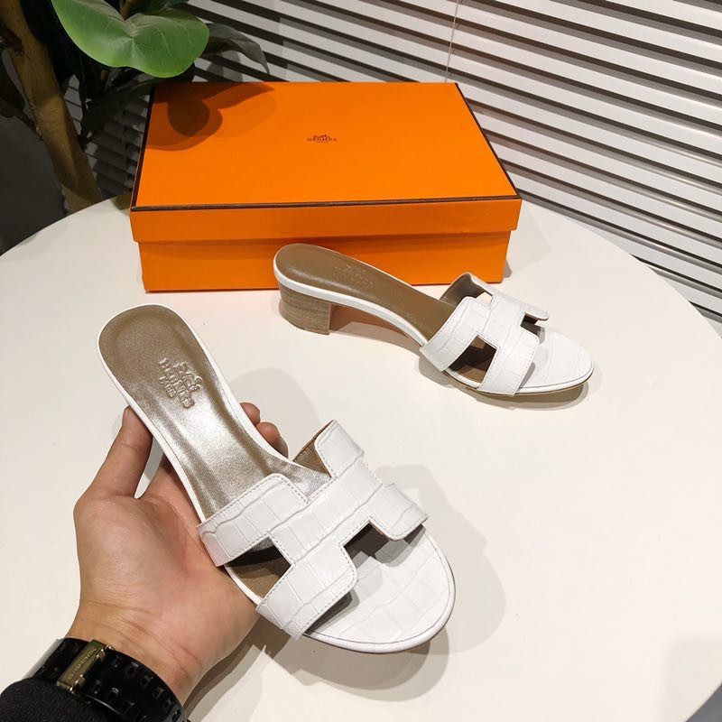 H**mes oran crocodile sandals in white