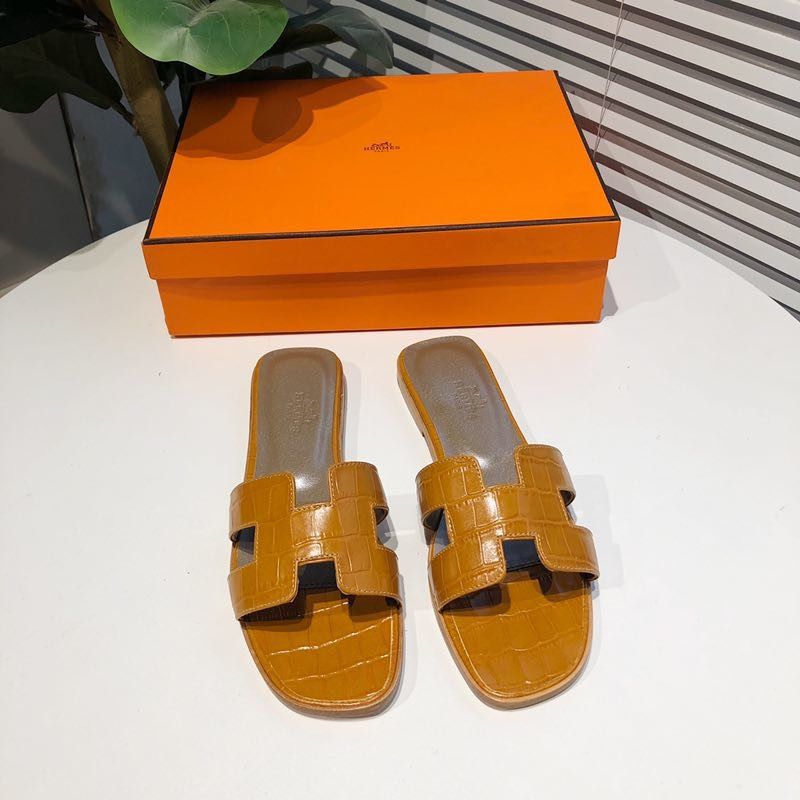 H**mes oasis crocodile sandals in ginger