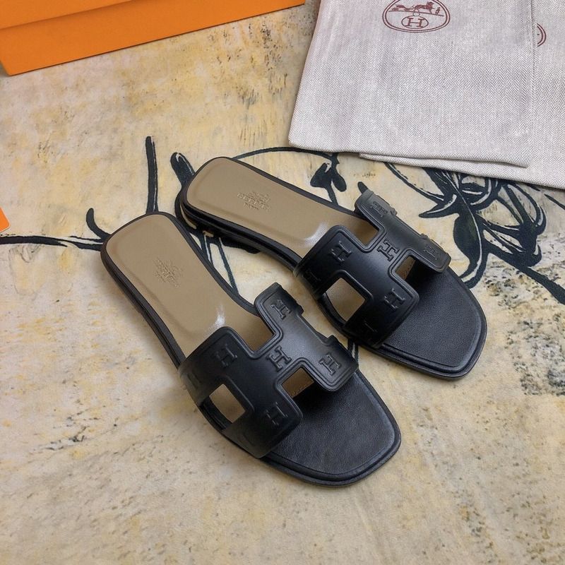 H**mes oasis sandals in black