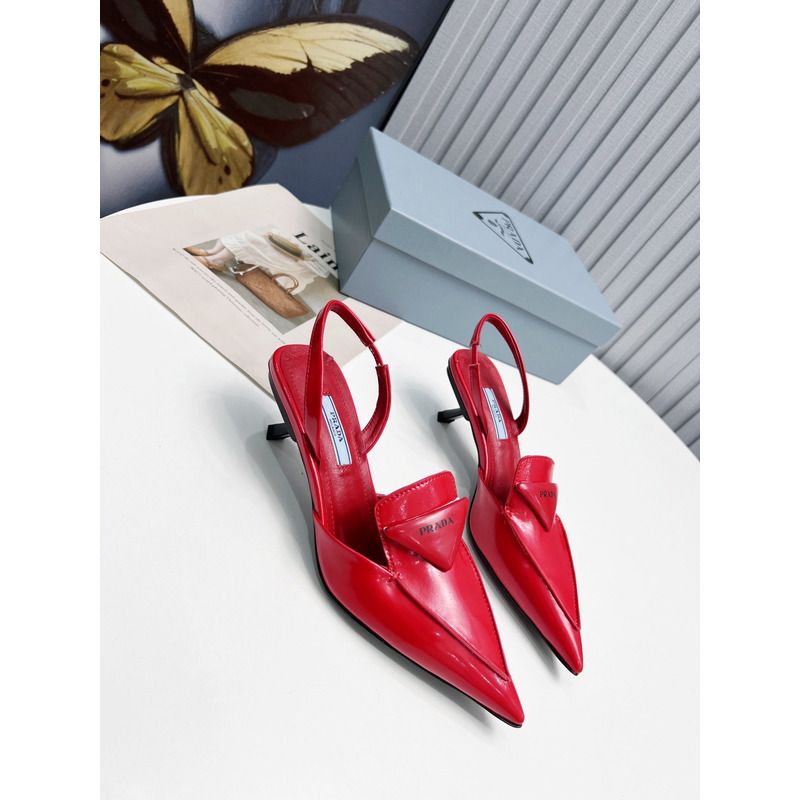 Pra*a leather flat sandals pink in red