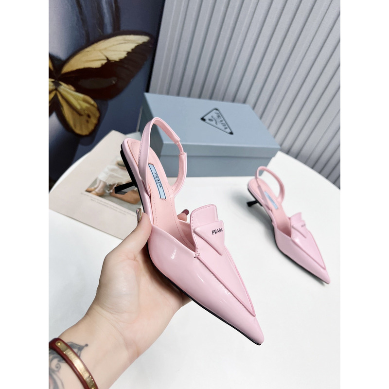 Pra*a pointed toe leather shoe pink