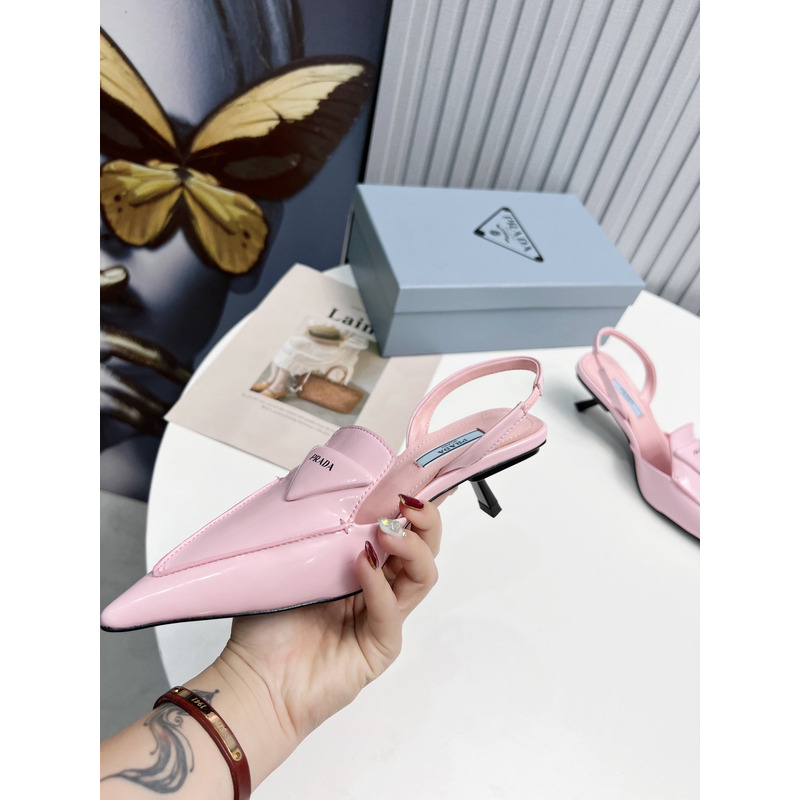 Pra*a pointed toe leather shoe pink