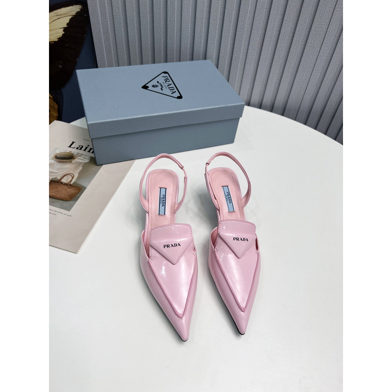 Pra*a pointed toe leather shoe pink