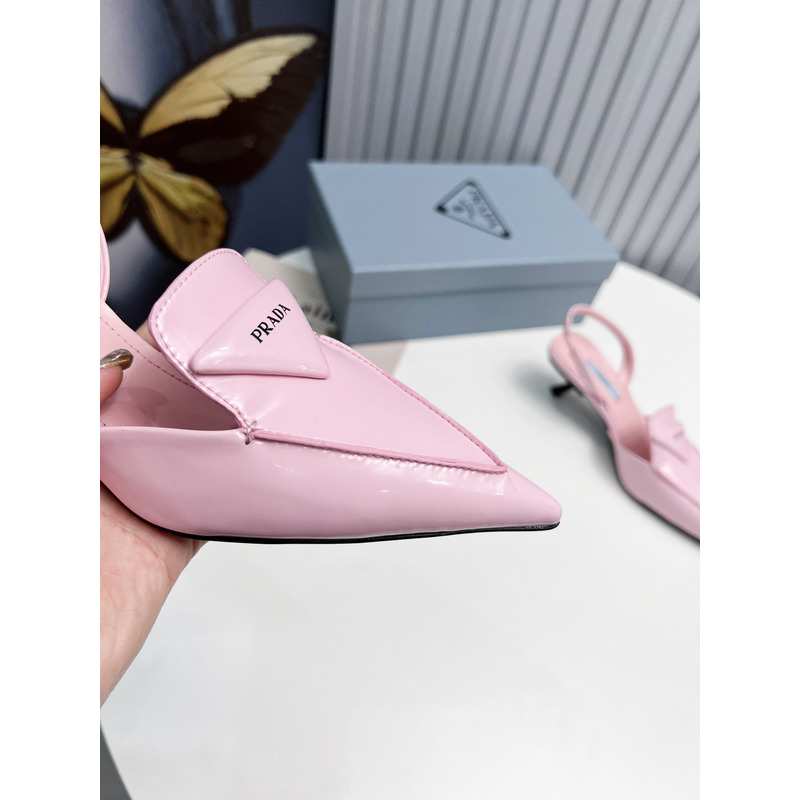 Pra*a pointed toe leather shoe pink