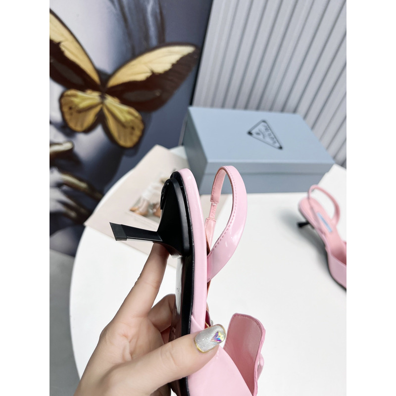 Pra*a pointed toe leather shoe pink