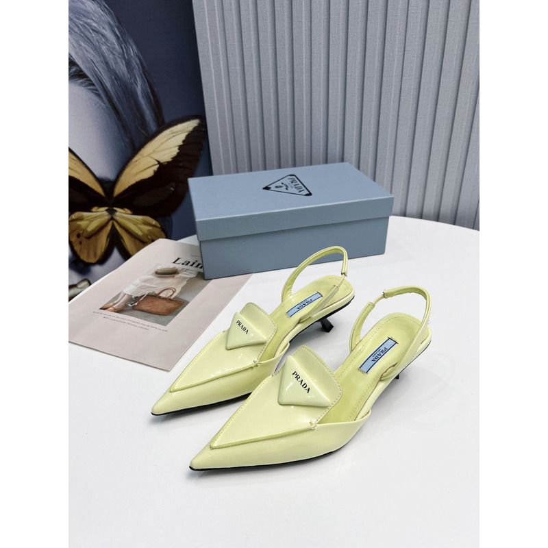 Pra*a pointed toe leather shoe light yellow