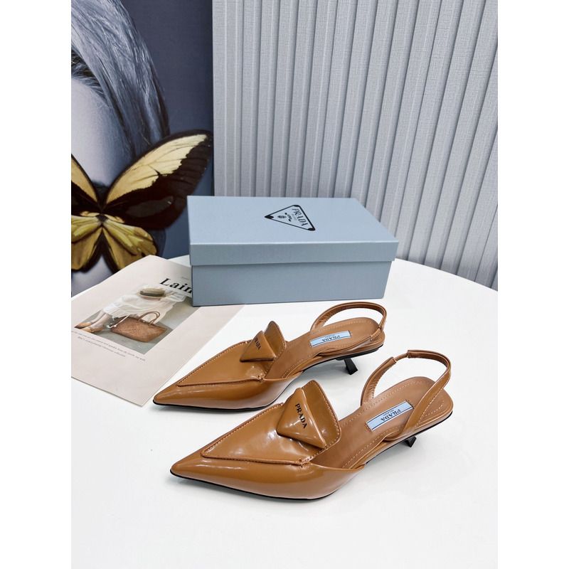 Pra*a pointed toe leather shoe brown