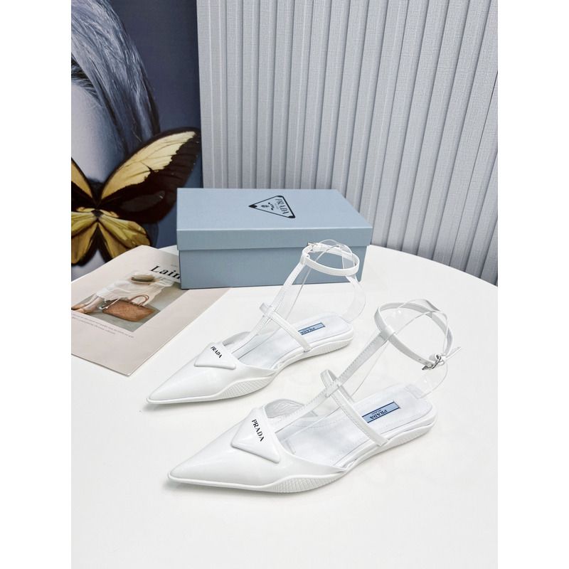 Pra*a logo patent leather pointy toe flat sandals white