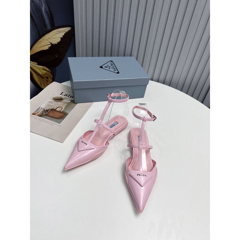 Pra*a logo patent leather pointy toe flat sandals pink