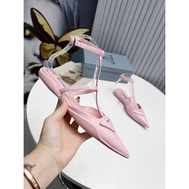 Pra*a logo patent leather pointy toe flat sandals pink