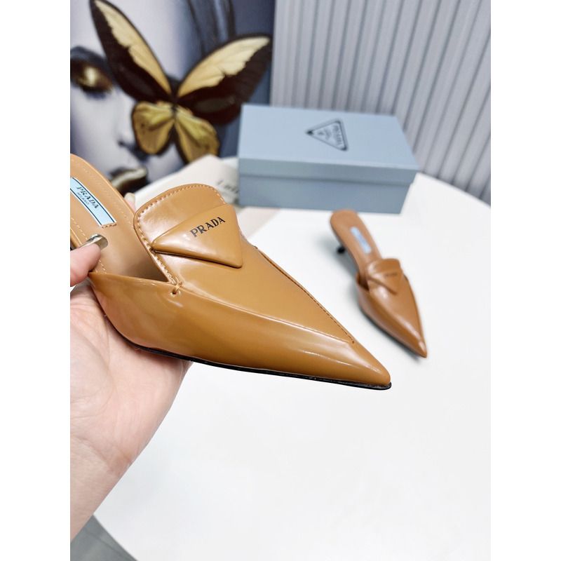 Pra*a logo patent leather pointy toe mule slide brown