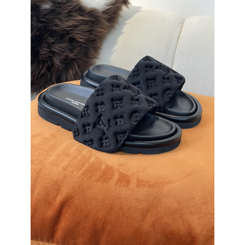 l**is V*t*n pool pillow comfort mule black