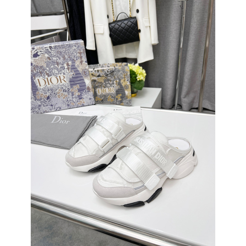 D*or d-wander low top sneakers white