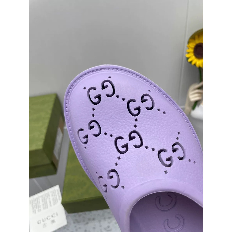 G*u*i perforated g platform slip ons in lilac