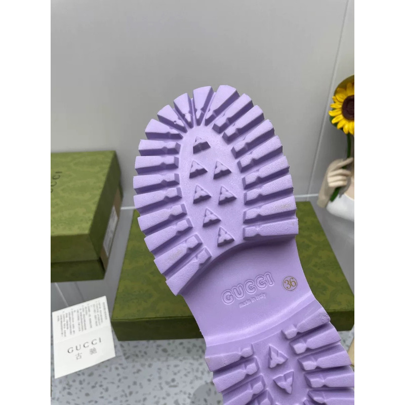 G*u*i perforated g platform slip ons in lilac