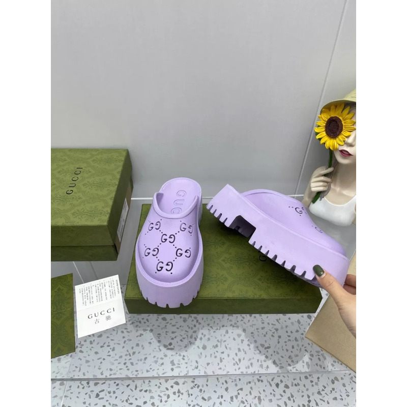 G*u*i perforated g platform slip ons in lilac