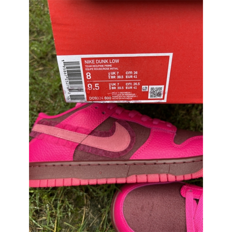 Nike Dunk Low “Valentine’s Day” Sneaker Team Red/Pink Prime