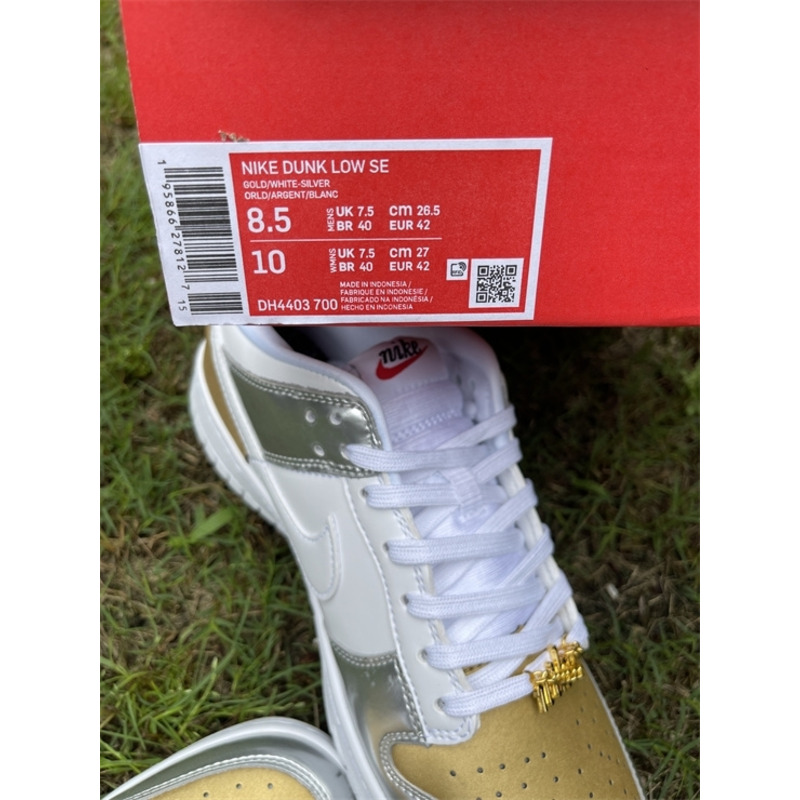 Nike Dunk Low WMNS “Metallic” Sneaker Gold/White-Silver