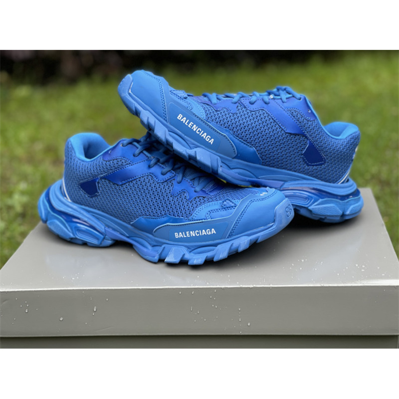 Ba*len*cia*ga track 3 sneaker in blue