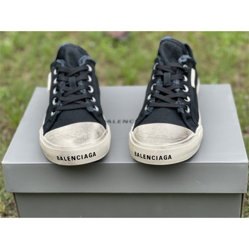 Ba*len*cia*ga paris mid destroyed sneaker black