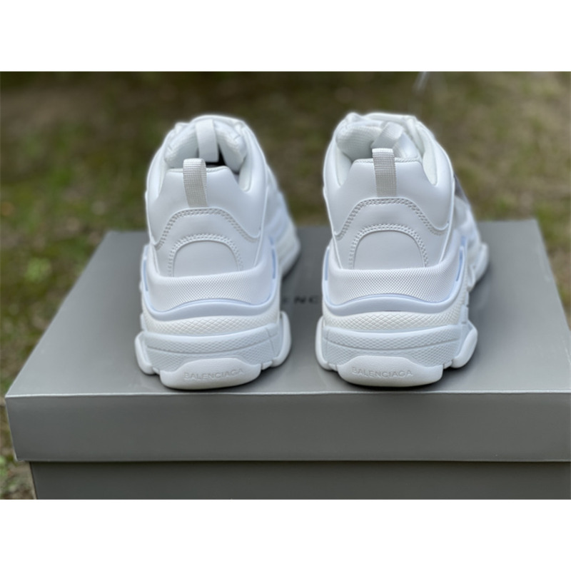 Ba*len*cia*ga triple s synthetic leather sneaker triple white