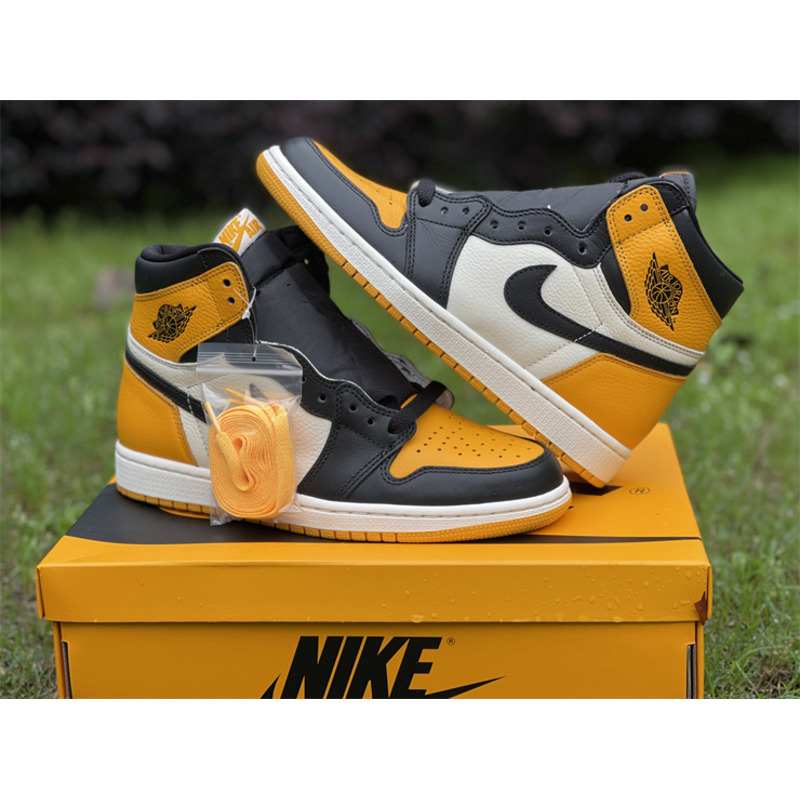 Air Jordan 1 High OG “Yellow Toe” Sneaker Yellow/Black-White