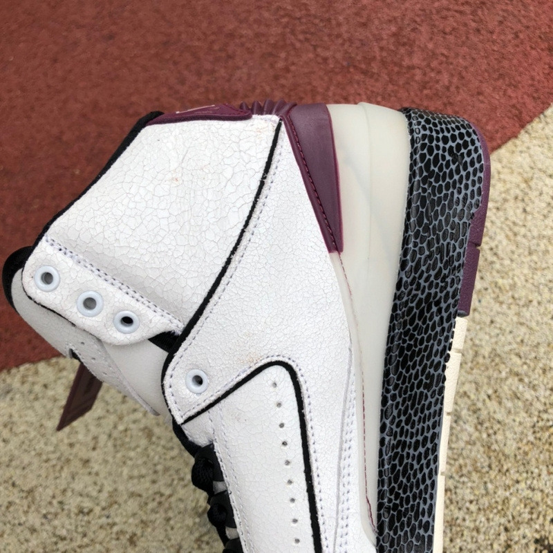 A Ma Maniere x Air Jordan 2 Retro Sneaker Grey/Burgundy