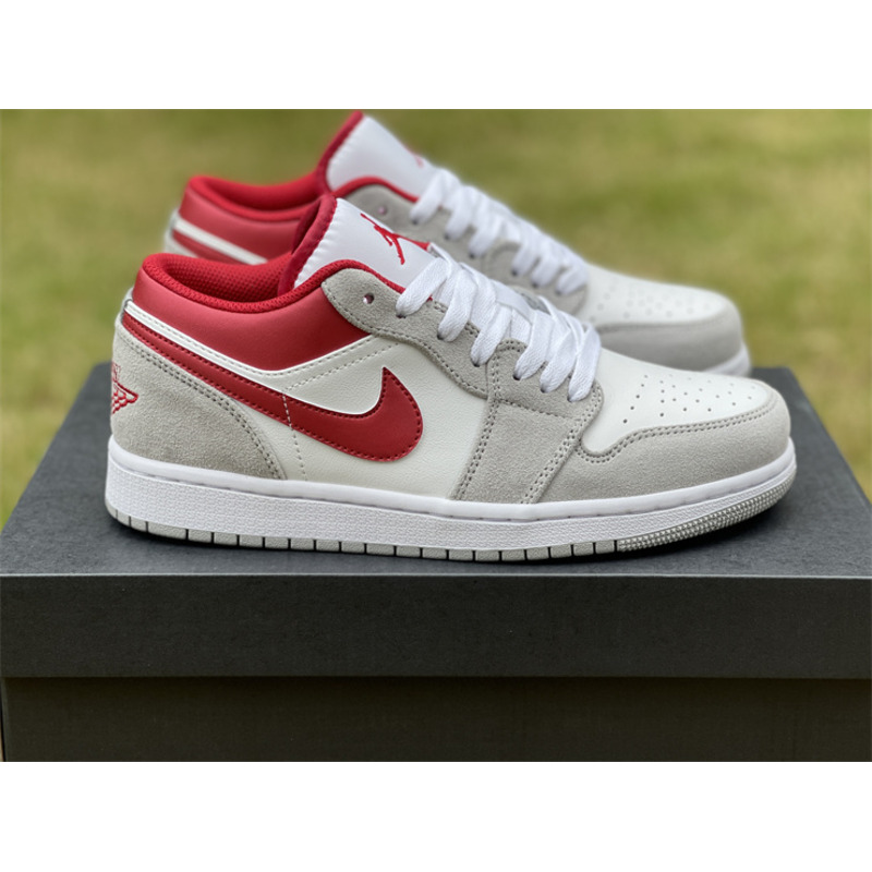 Air Jordan 1 Low SE Sneaker LT Smoke Grey/Gym Red-White