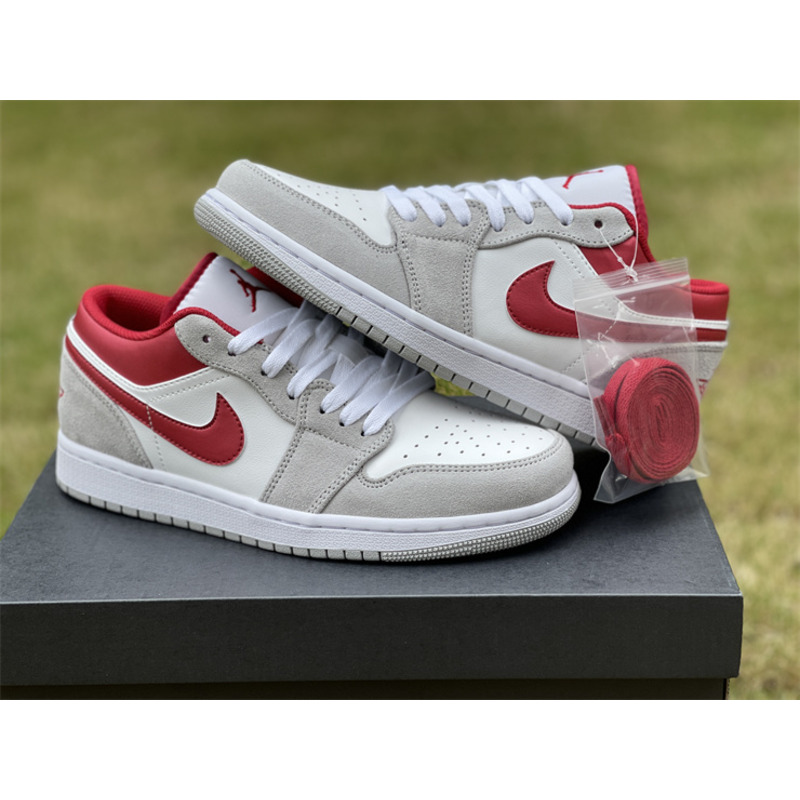 Air Jordan 1 Low SE Sneaker LT Smoke Grey/Gym Red-White