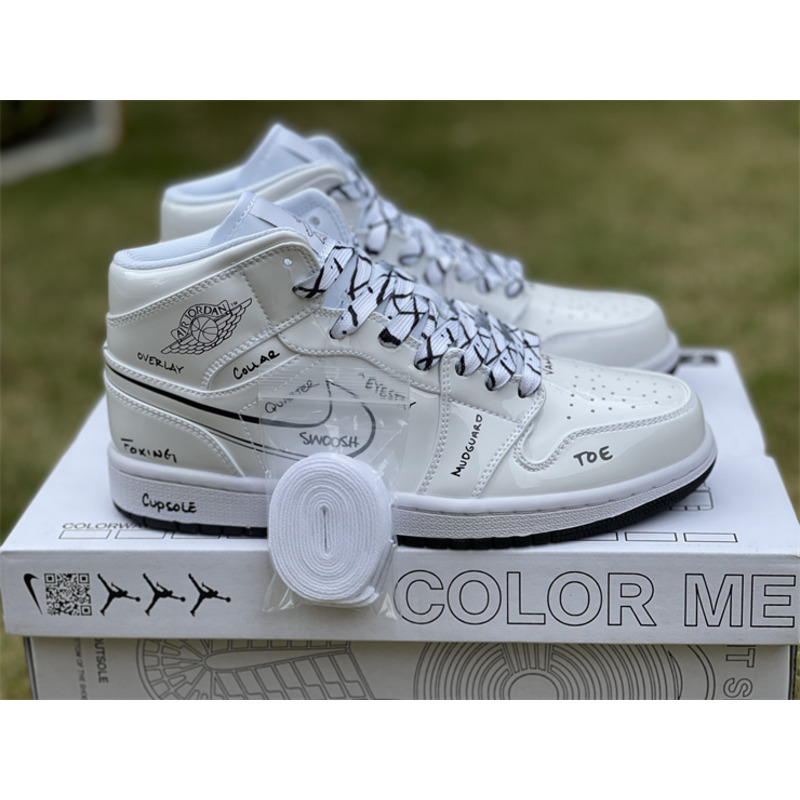 Air Jordan 1 Mid “Schematic” Sneaker White/Black