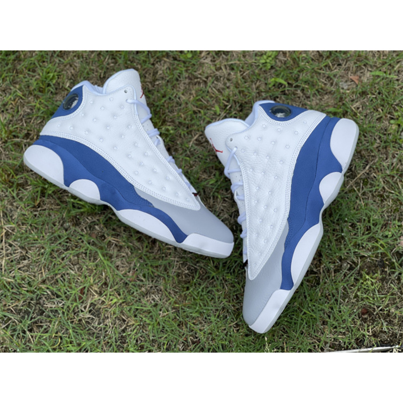 Air Jordan 13 “French Blue” Sneaker White/Fire Red-French Blue-Light Steel Grey